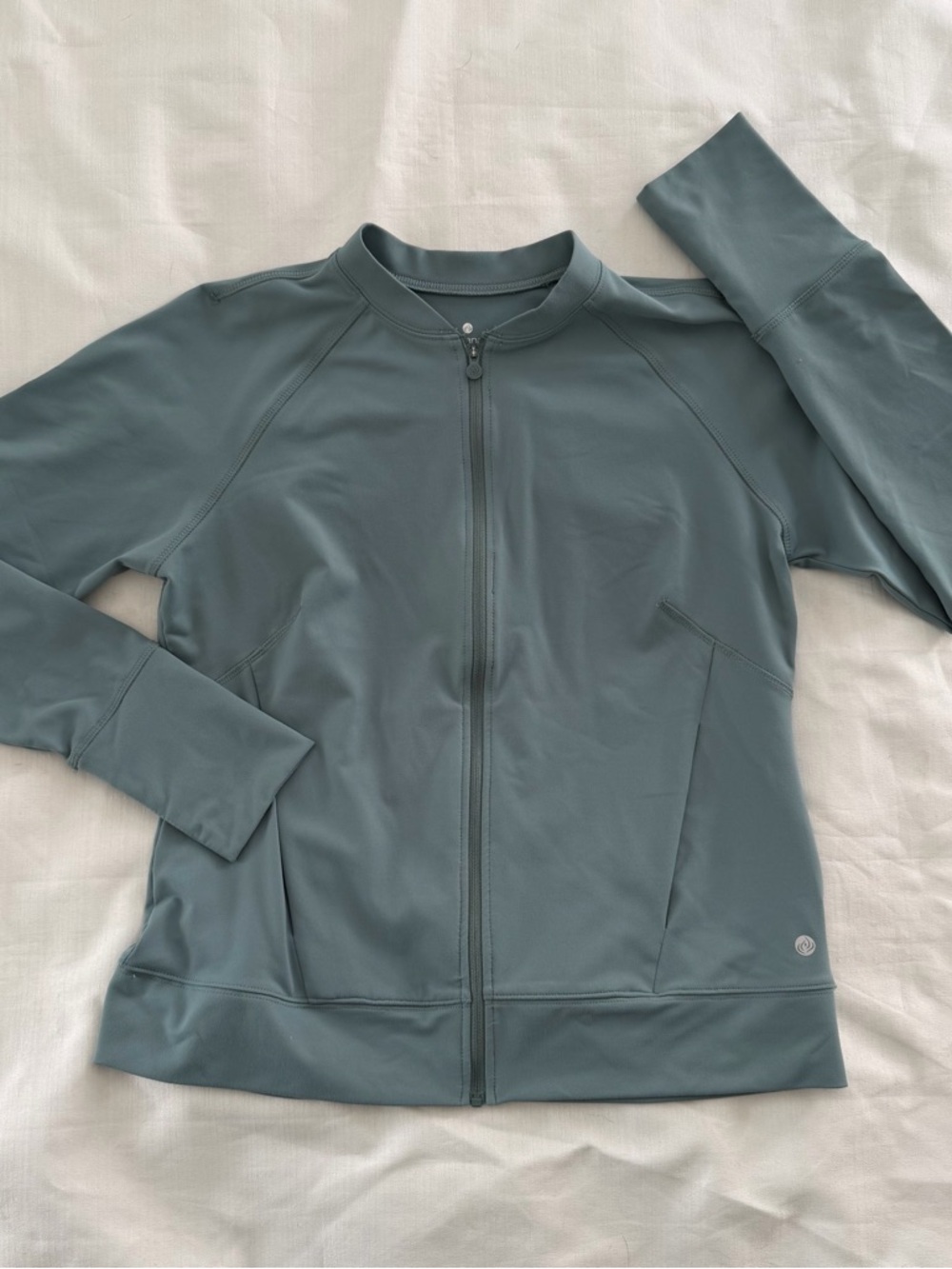 Apana athletic full zip size women’s small